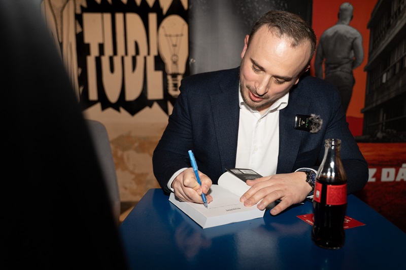 Thrillerbe oltott magyar valóság – Szol24 interjú