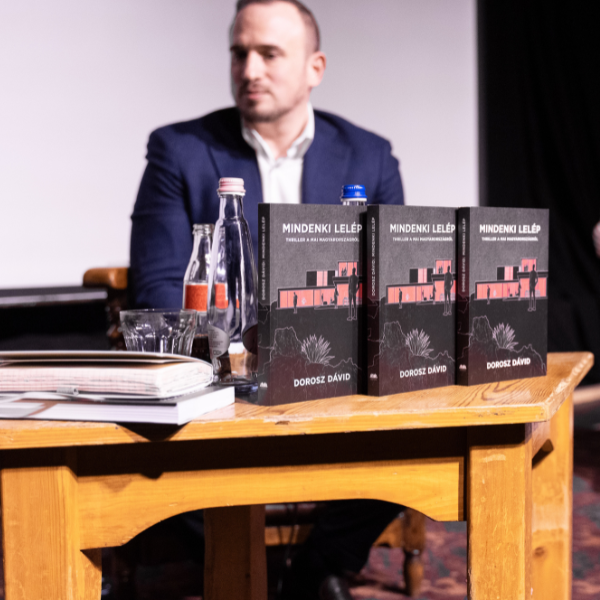Megfilmesítik Dorosz Dávid politikai thrillerét